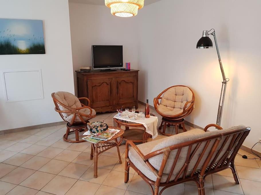Gite A Saint Andre Des Eaux Екстериор снимка